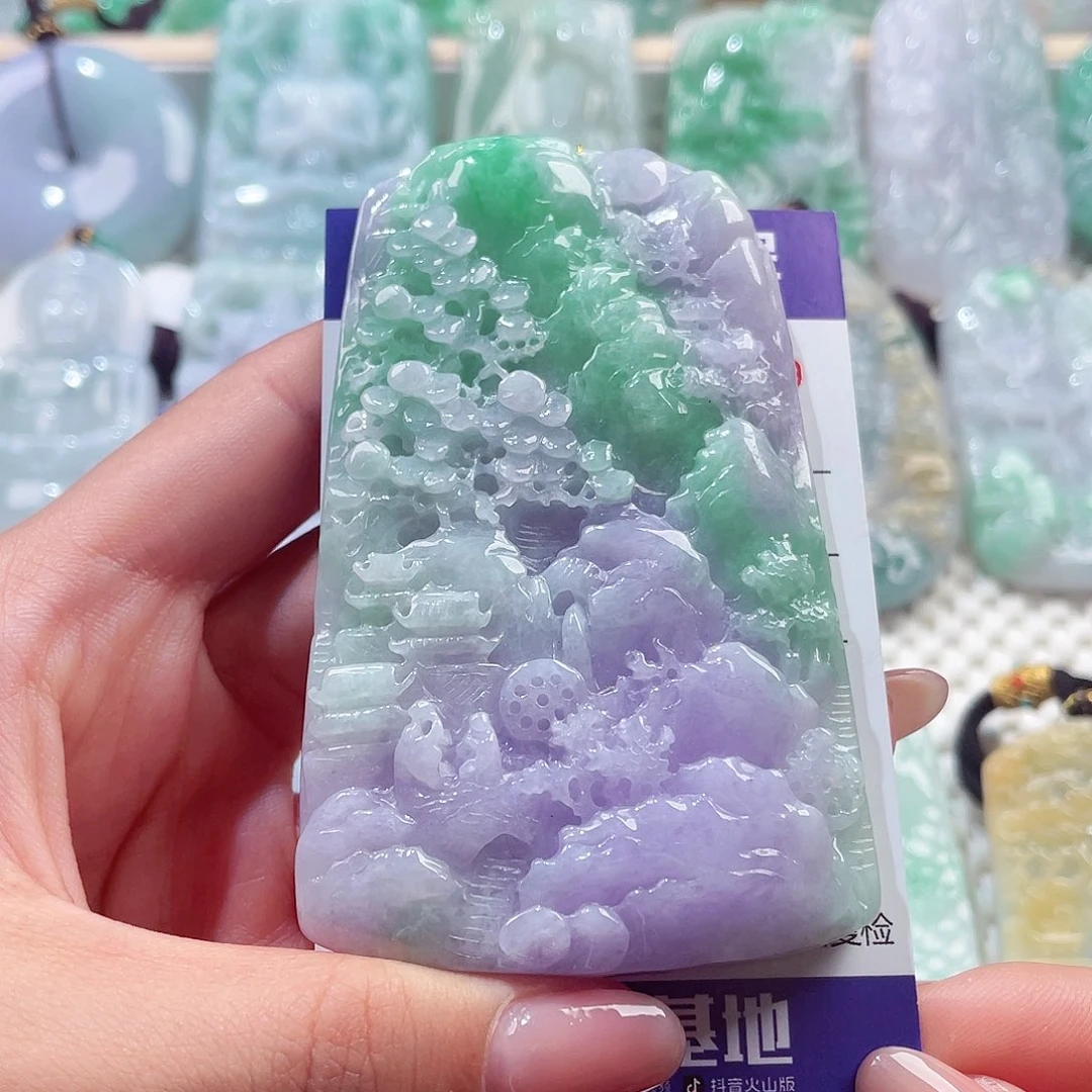 颈饰未镶嵌翡翠山水