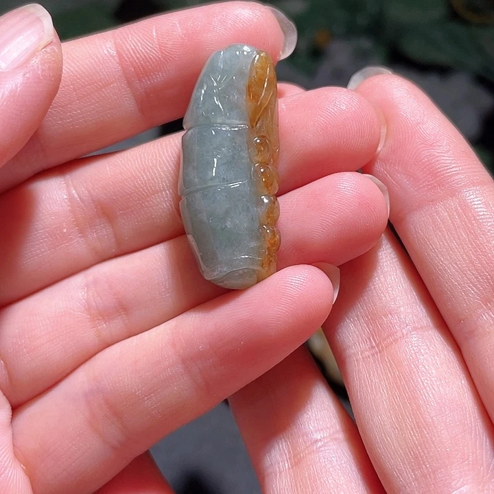 颈饰未镶嵌翡翠天