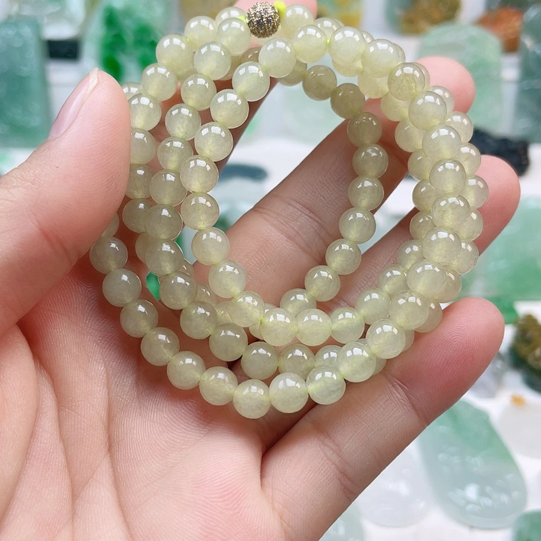 翡翠颈饰未镶嵌珠链