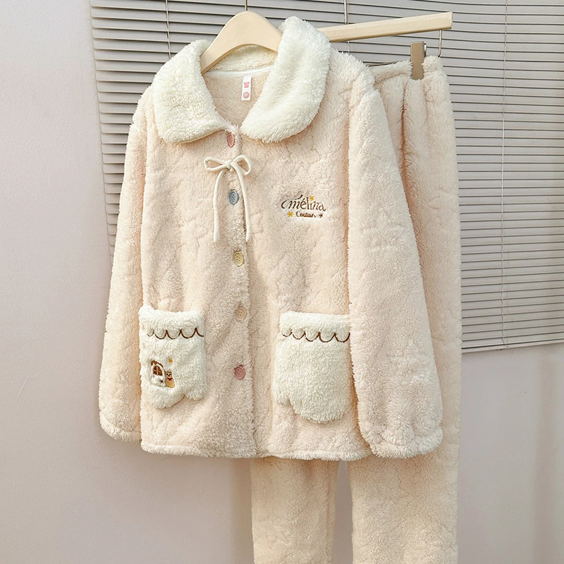 甜美可爱保暖加厚珊瑚绒睡衣女秋冬季可外穿翻领开衫家居服两件套