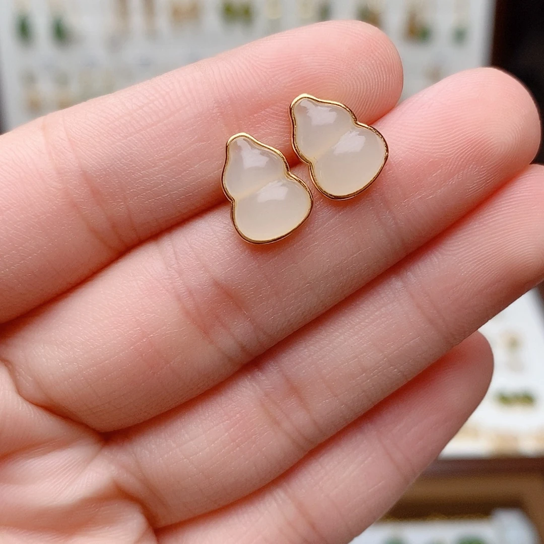 和田玉银S925镶嵌耳饰