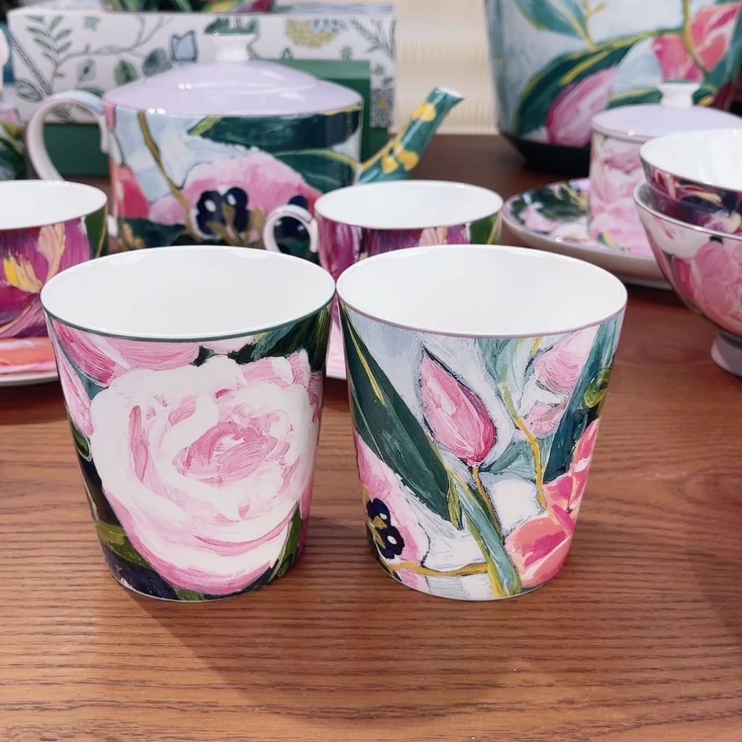 /////////////：：：//