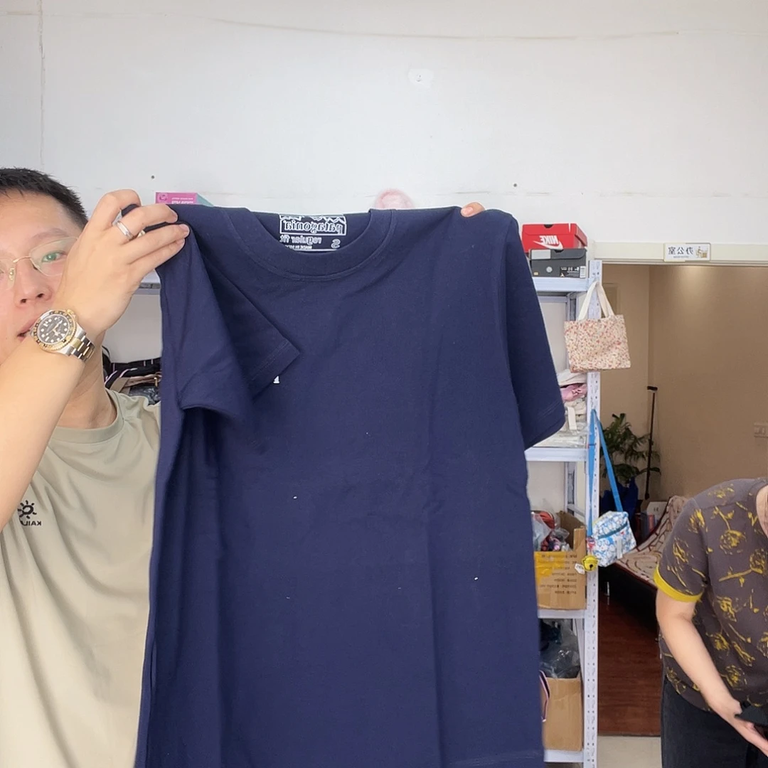 PU化妆包等产品和产品