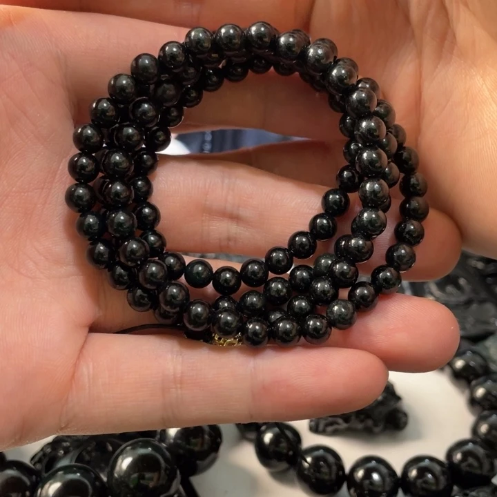 翡翠未镶嵌吊坠(不含链)卡5.8左右