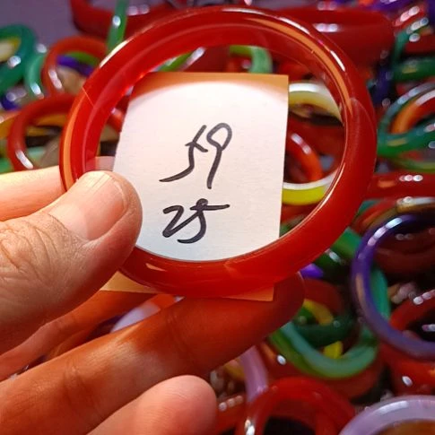 玛瑙/玉髓手镯未镶嵌