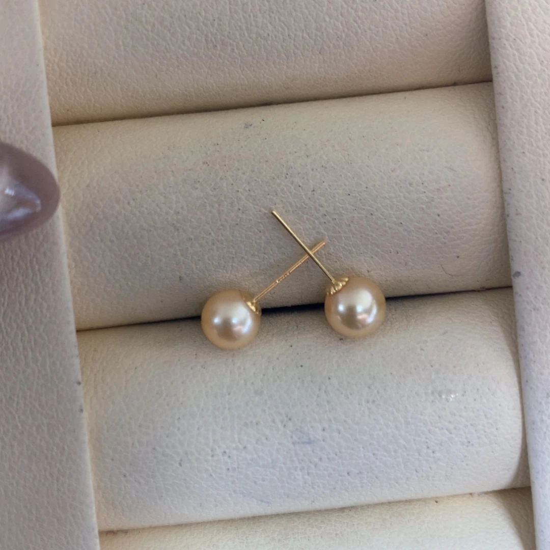 海水珍珠耳饰18K金镶嵌