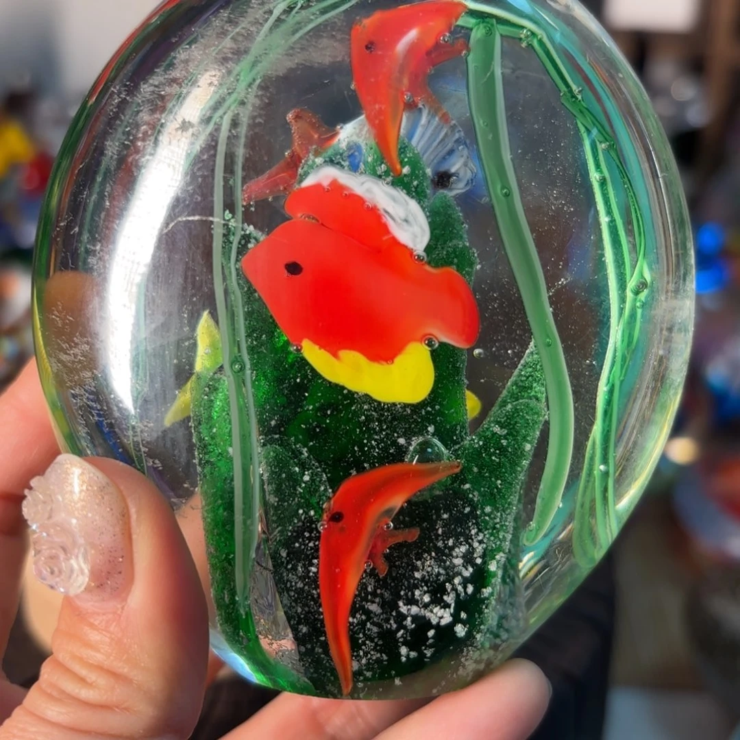 天***色琉璃手工艺品瑕疵
