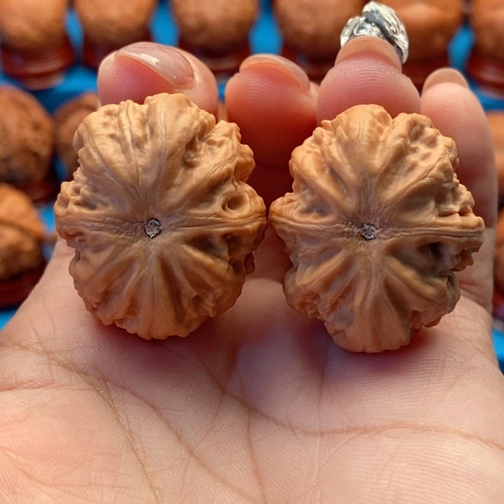 把件文玩核桃小粗筋