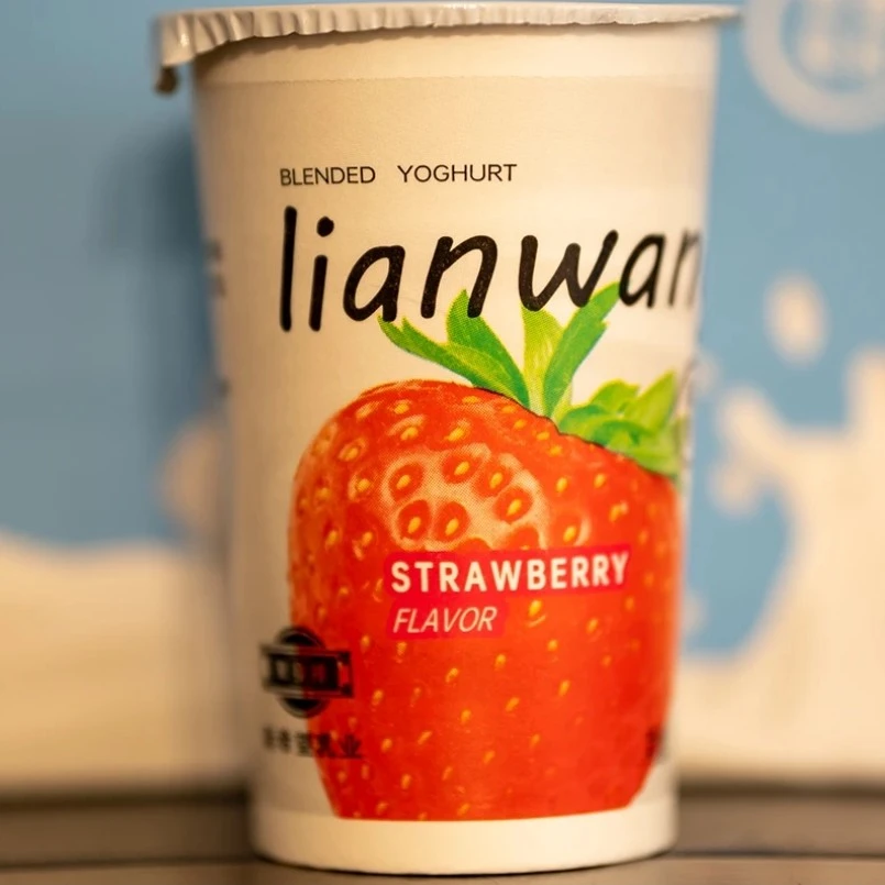 连望杯装风味发酵乳（草莓味）一杯