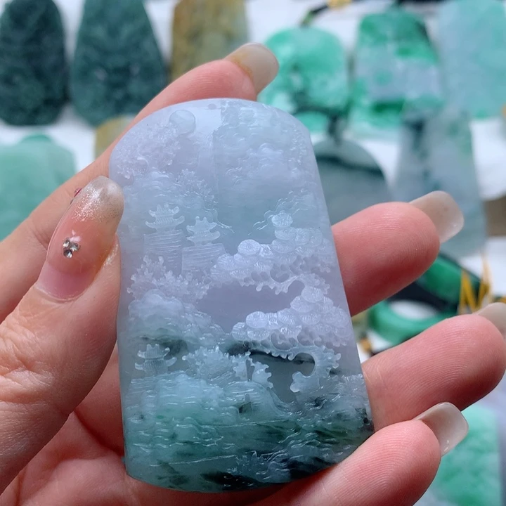 慎***独定制翡翠未镶嵌山水牌