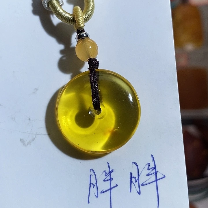 琥珀颈饰未镶嵌琥珀蜜蜡