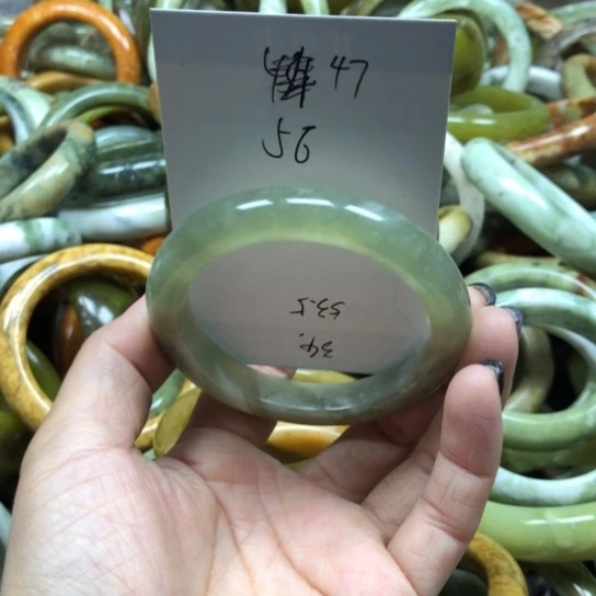 未镶嵌蛇纹石玉手镯