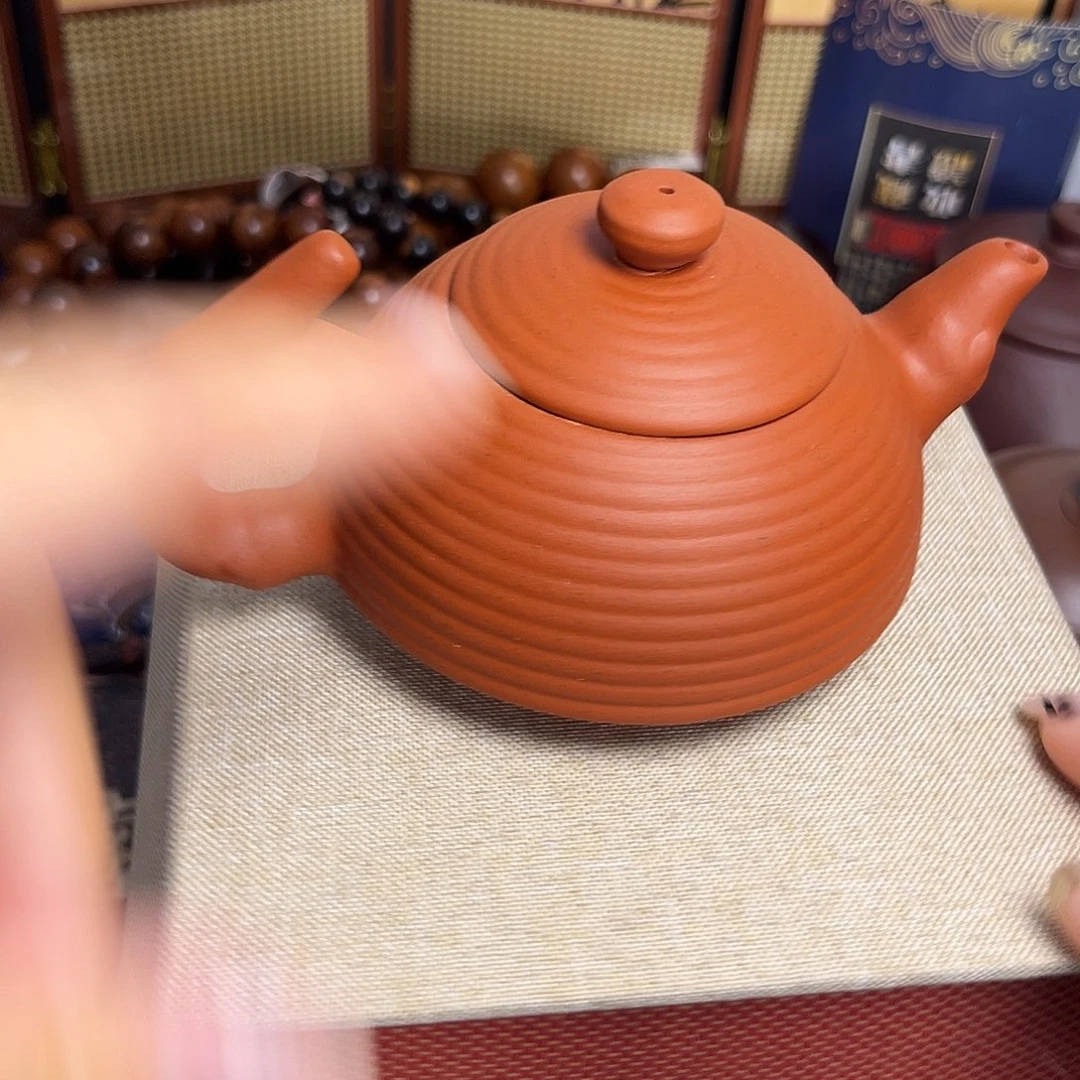 甄选宜兴本土紫砂壶