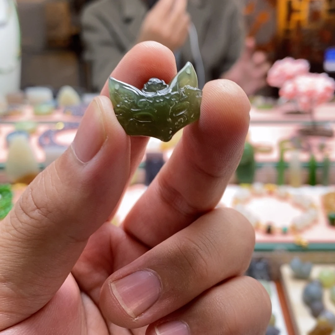 和田玉未镶嵌吊坠(不含链)