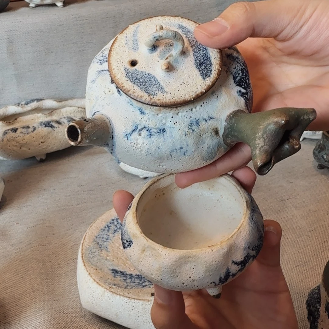 粉引侧把壶一壶带一杯
