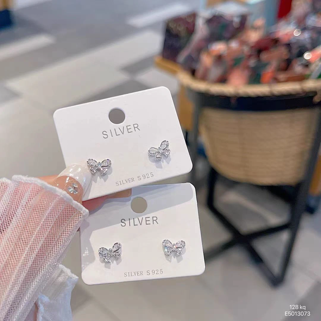 925银耳饰 纯银925蝴蝶锆石耳钉轻奢高级感