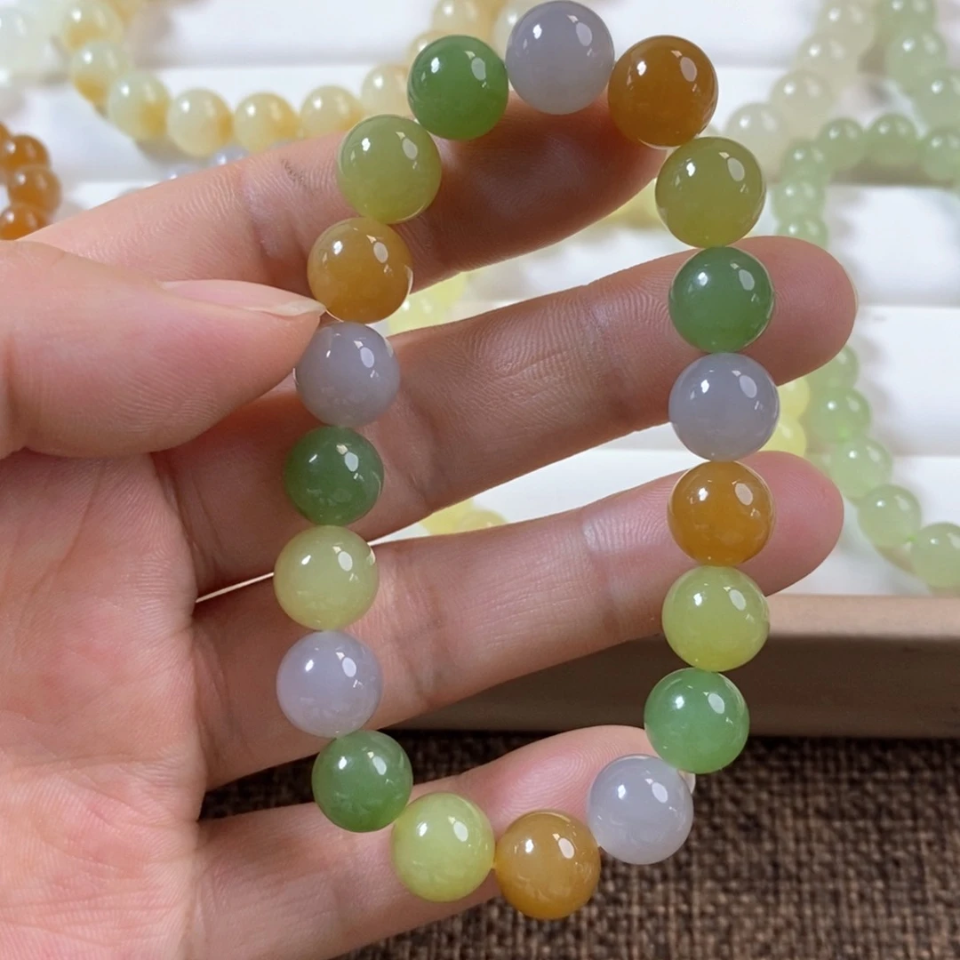 董***甜手串未镶嵌和田玉