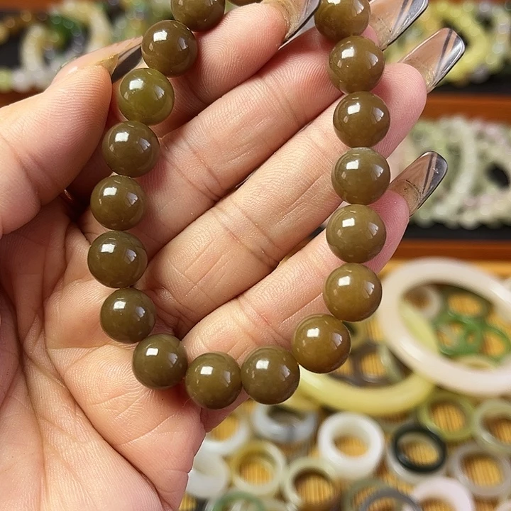 和田玉未镶嵌手串