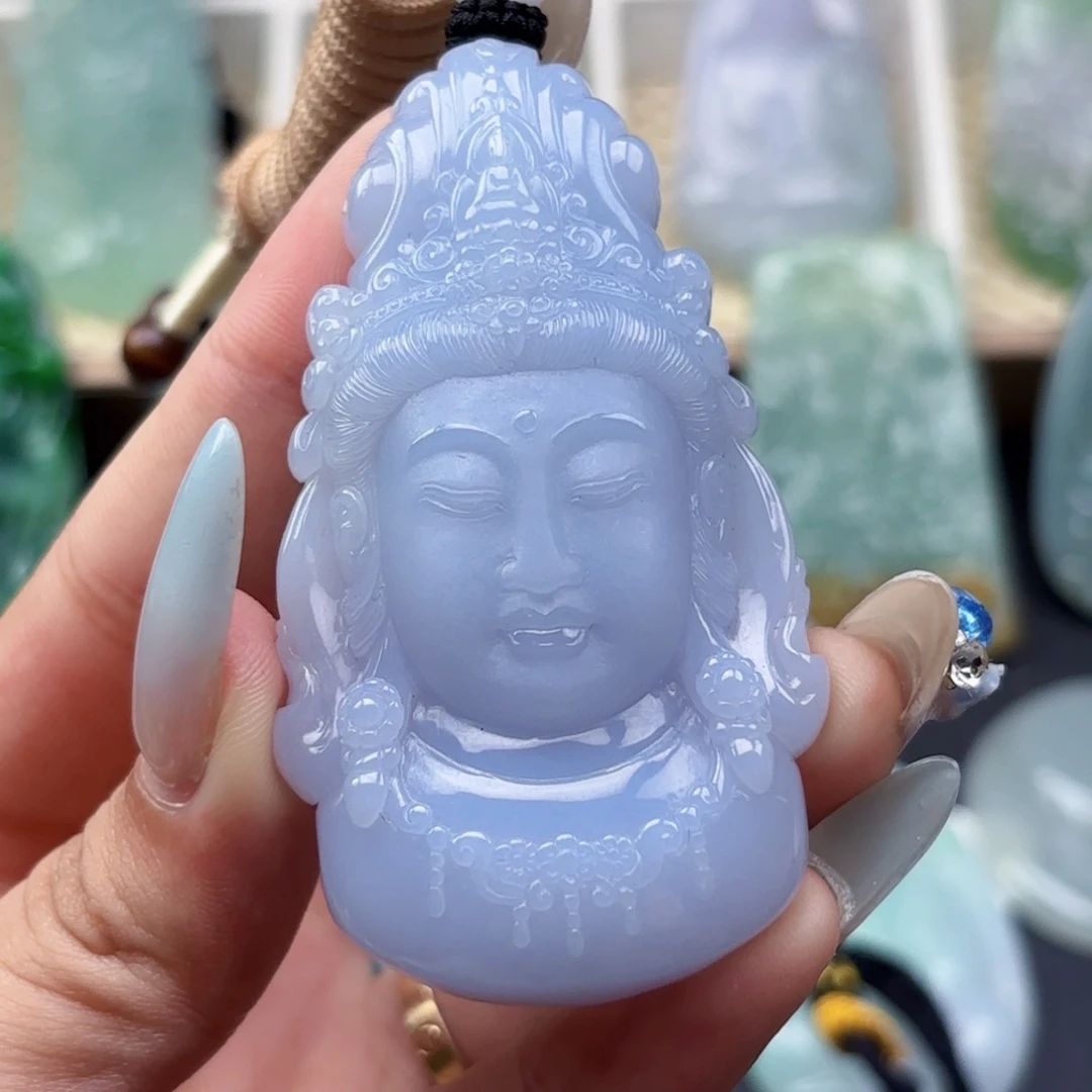 翡翠未镶嵌颈饰观音首