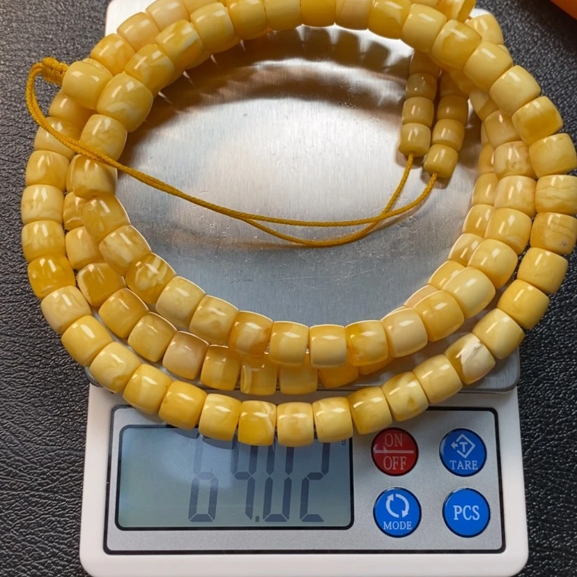 【闪购商品】定制琥珀庐***味裸石，。          