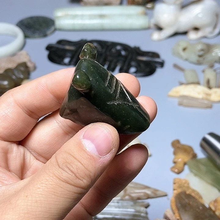 和田玉未镶嵌颈饰203