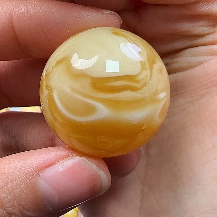 蜜蜡未镶嵌珠宝奇石