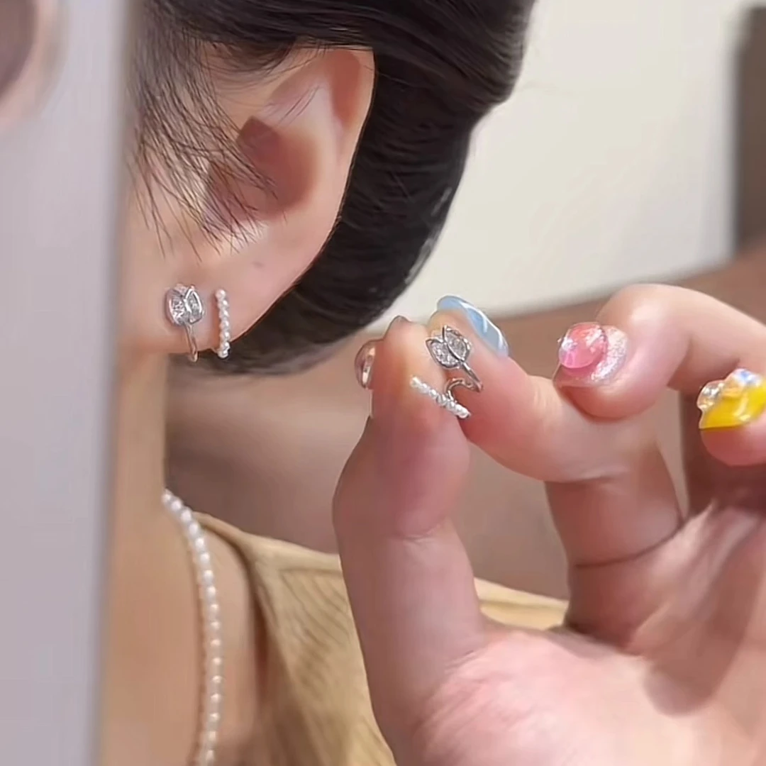 2025新款郁金香珠珠耳钉女气质高级感花朵耳环小众设计感耳饰7541