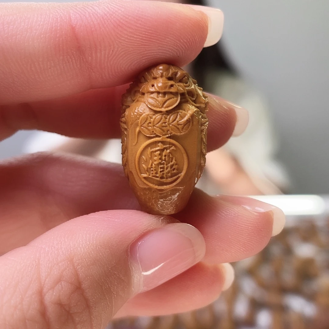 橄榄核吊坠橄榄核