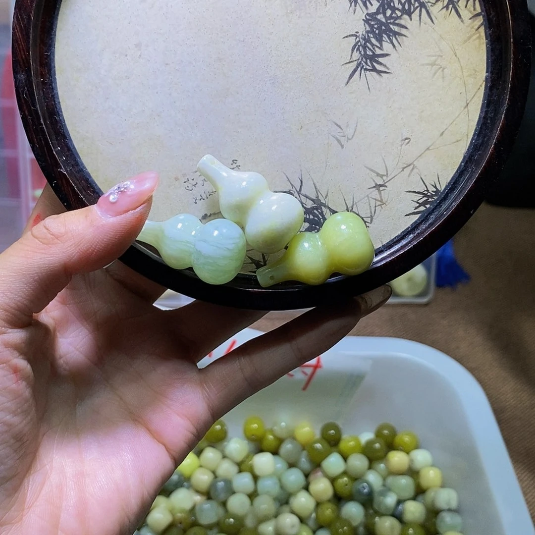 蛇纹石玉未镶嵌其他88