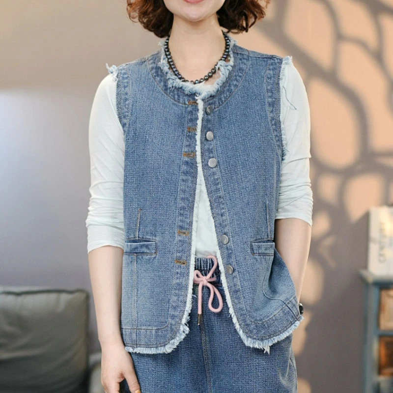 8815蓝牛仔马夹女2025春季复古坎肩特色气泡格纹理牛仔马甲