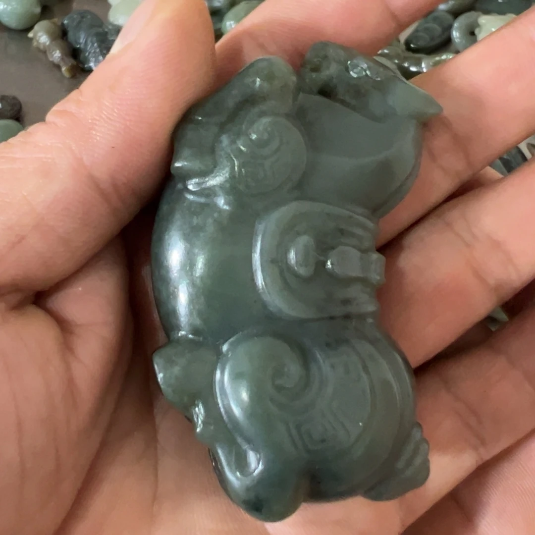 和田玉（糖玉）未镶嵌颈饰