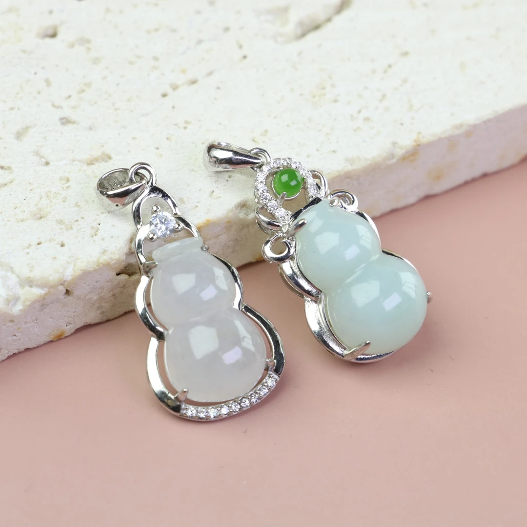 【嘉琪珠宝】银镶天然翡翠葫芦百搭精美吊坠 多样性发其一