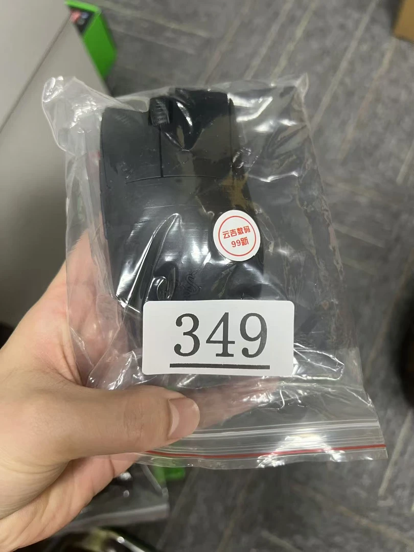9新  蝰蛇v3pro黑色99新配件齐全无盒LZ-349