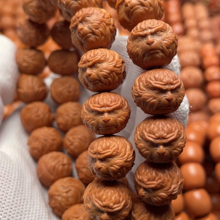 猴头核桃吊坠李*斗战胜佛