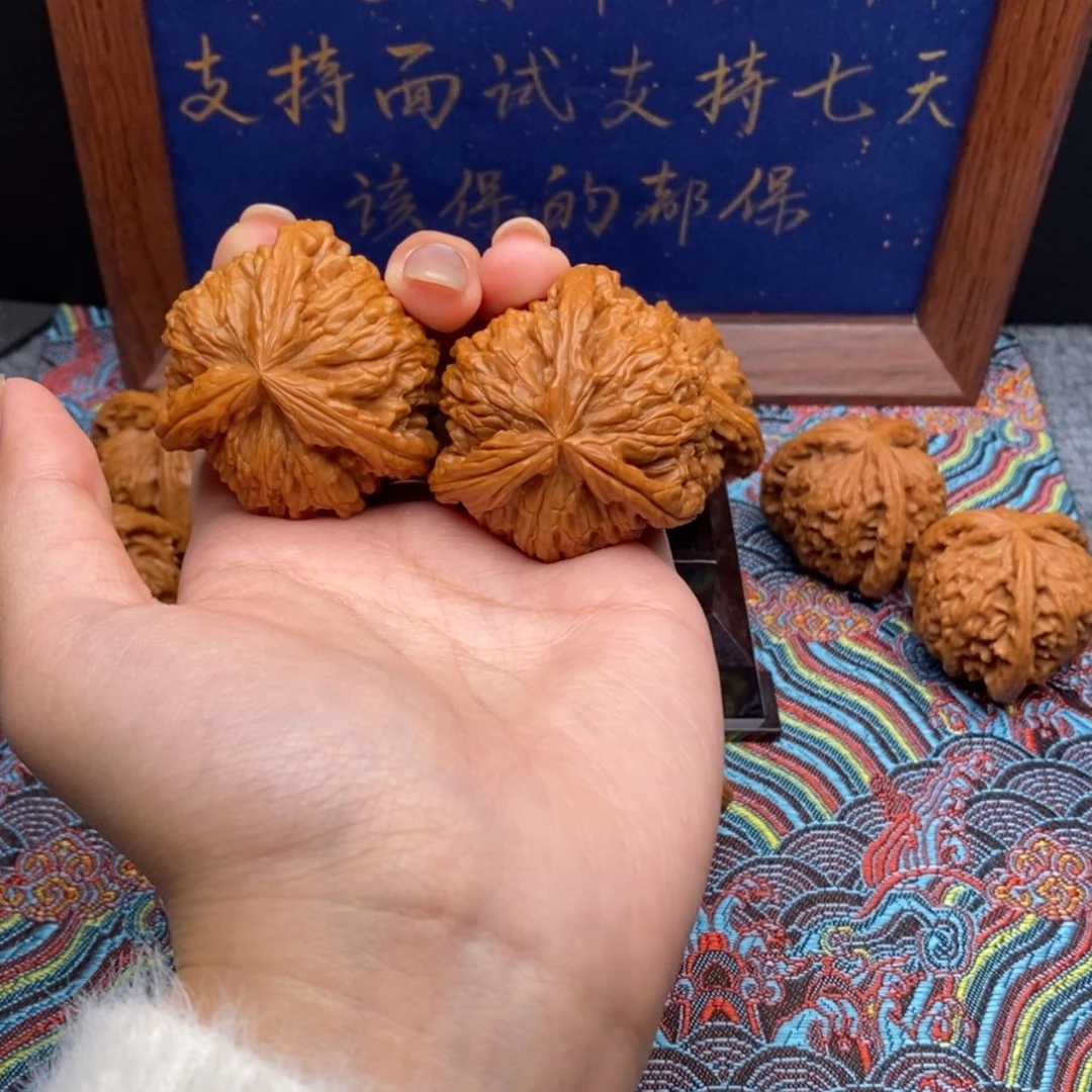 【闪购商品】ღ****ღ白狮