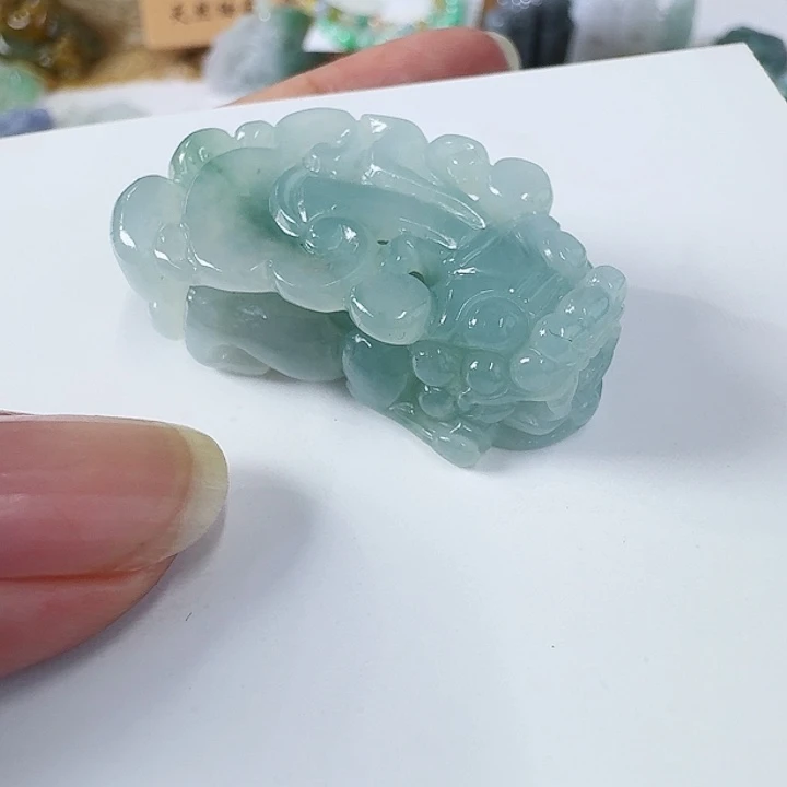 定制翡翠未镶嵌挂件