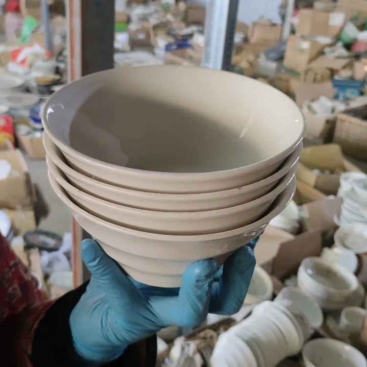 摆件陶瓷盘子碗啥都有