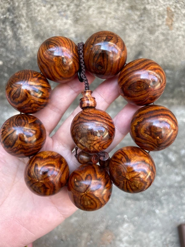 海南黄花梨手串大豪珠3.0花开富贵满纹男士文玩饰品