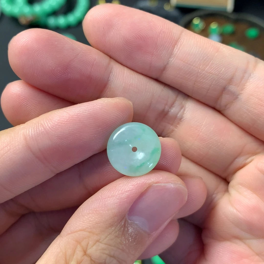 翡翠未镶嵌吊坠(不含链)小吊坠扣子