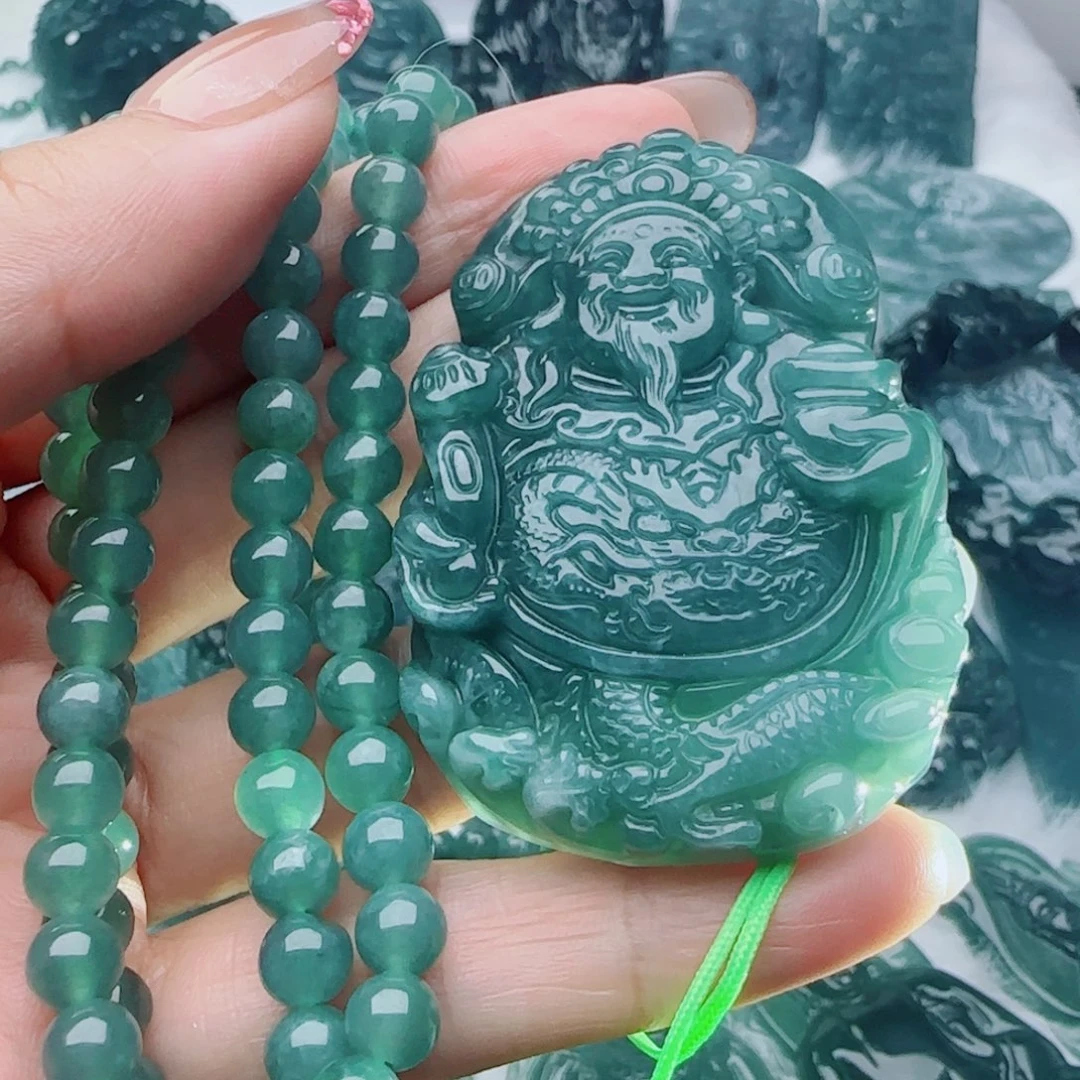 颈饰未镶嵌翡翠多样性发货天然的A货翡翠