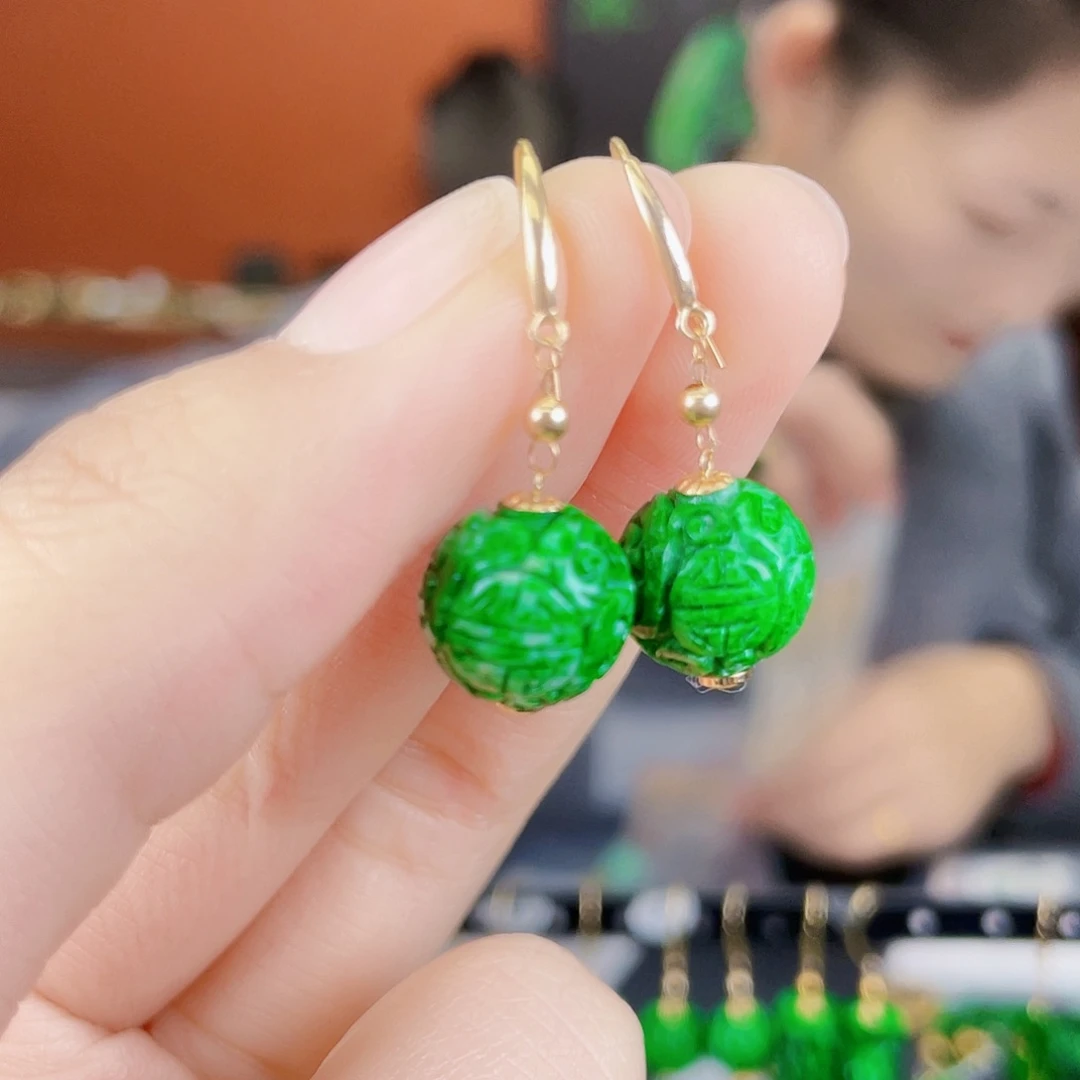 翡翠18K金镶嵌耳饰