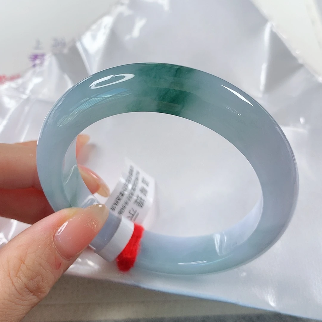 翡翠手镯未镶嵌 正圈①⑥⑧