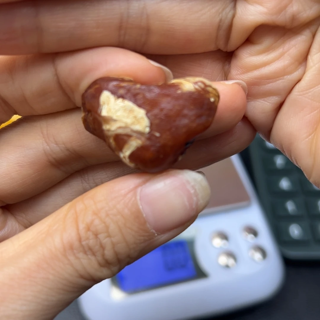 定制琥珀未镶嵌蜜蜡原石
