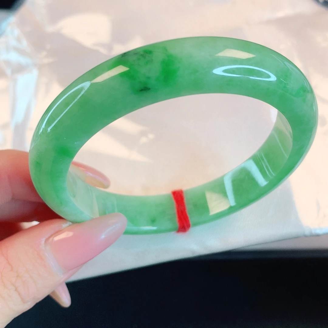 翡翠手镯未镶嵌106翡翠