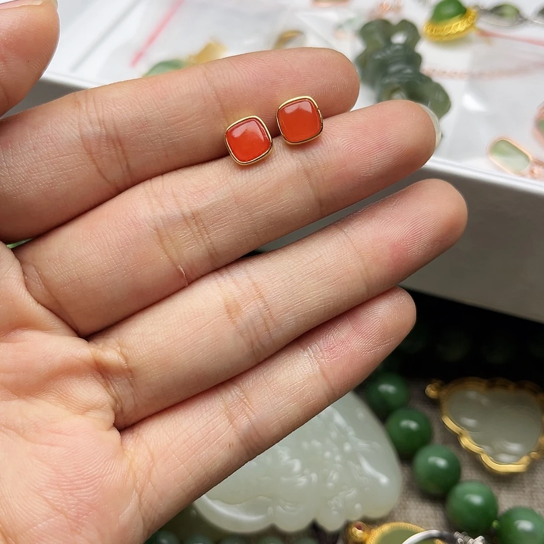 银S925镶嵌南红玛瑙耳饰