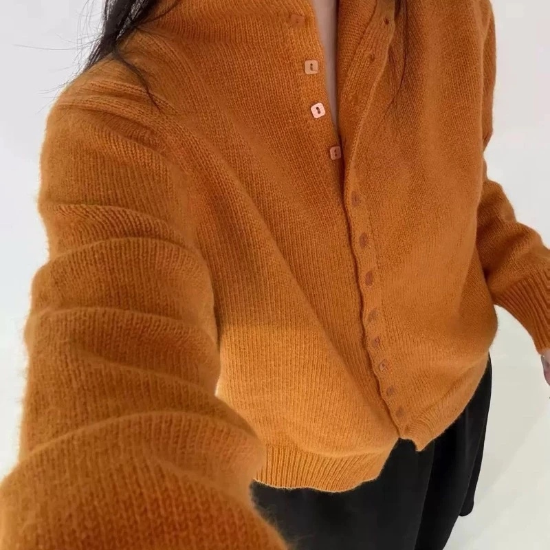 蜜熊绒~方扣纯色开衫2025年秋季韩版长袖毛衣女