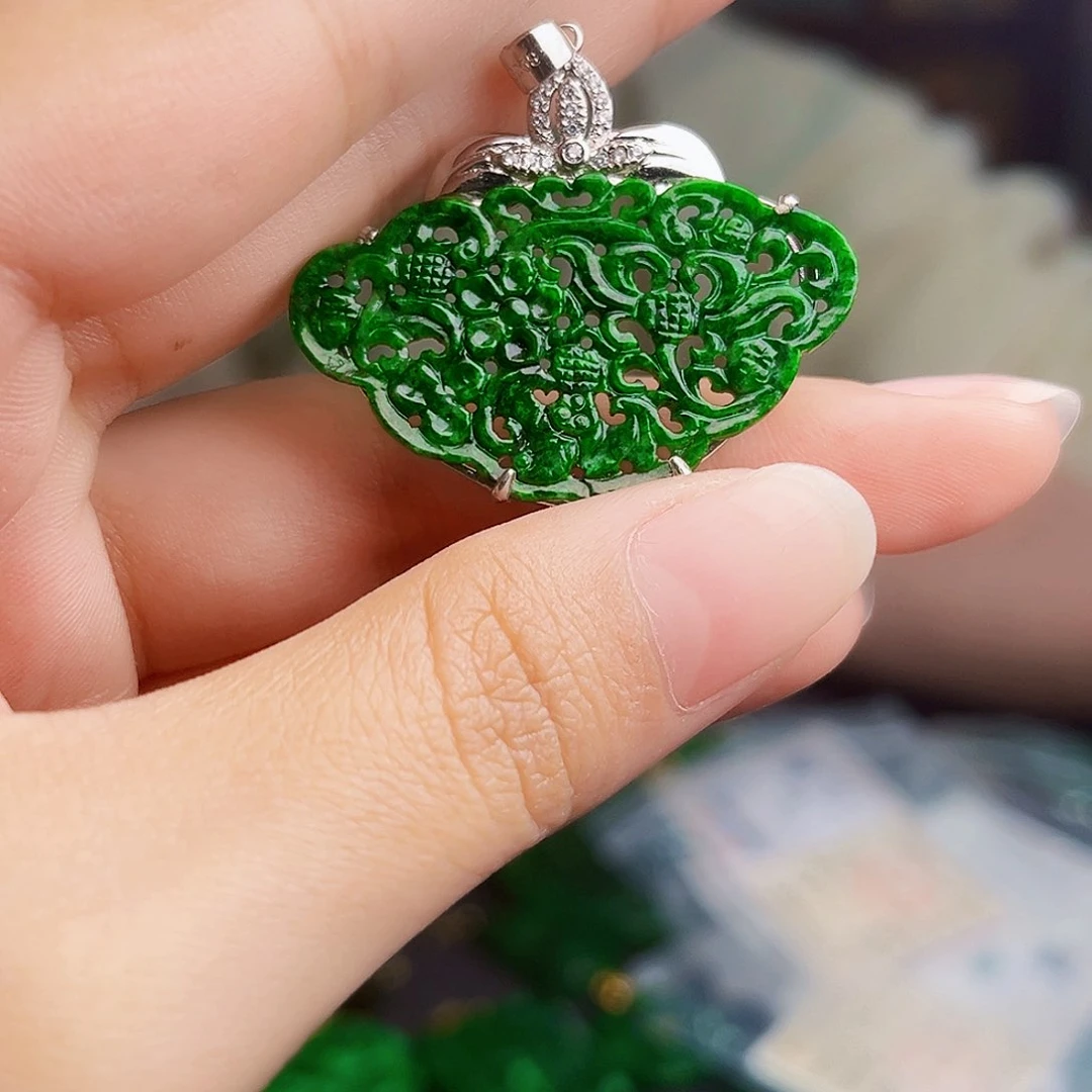 颈饰银S925镶嵌翡翠多样性