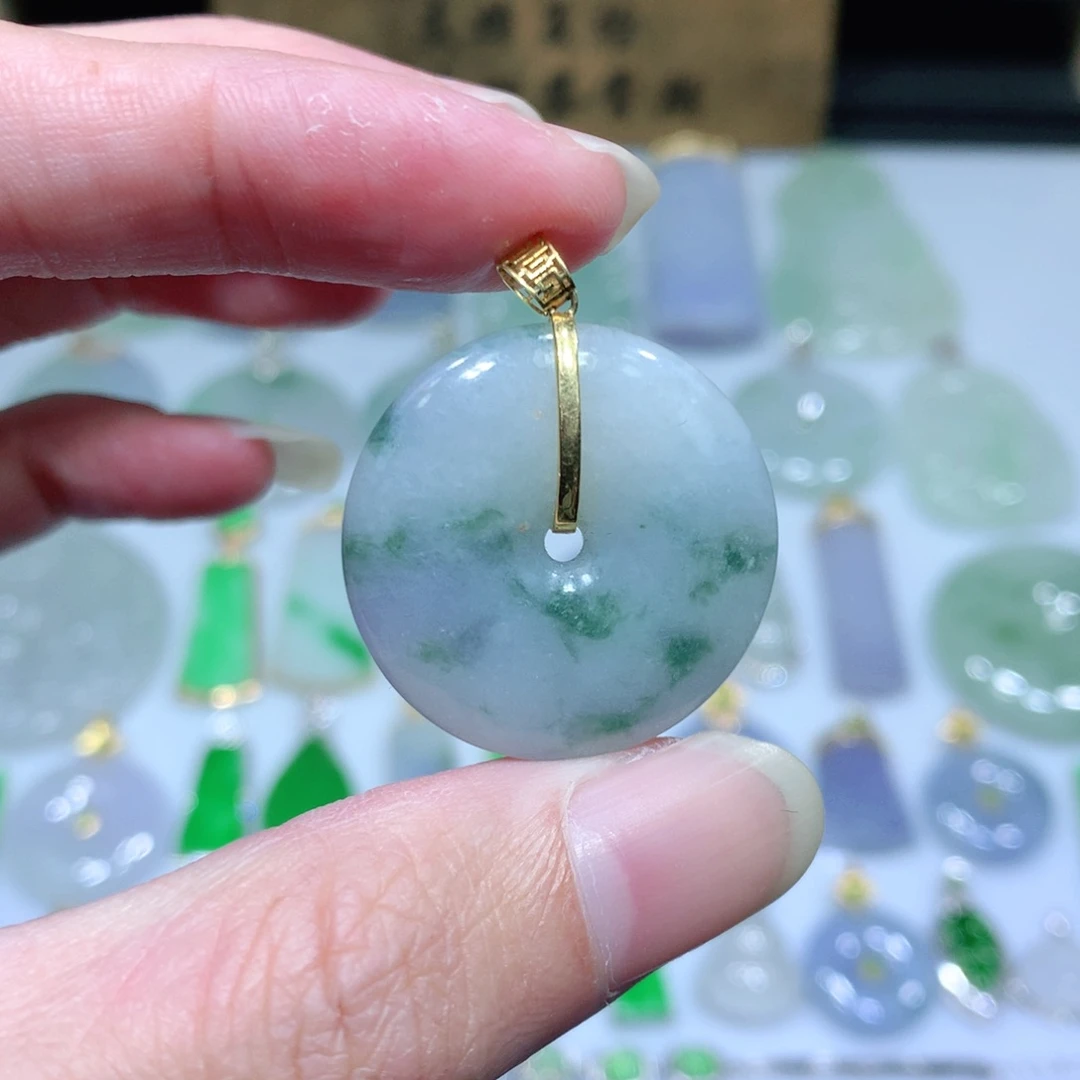 翡翠吊坠(不含链)18K金镶嵌