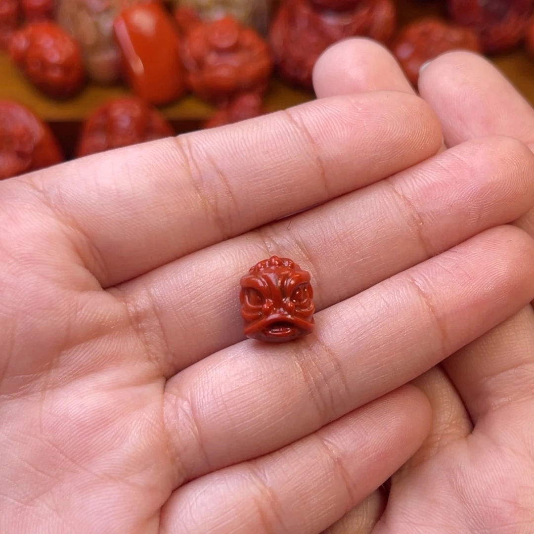 前***路南红玛瑙未镶嵌川料瓦西醒狮10mm尺寸