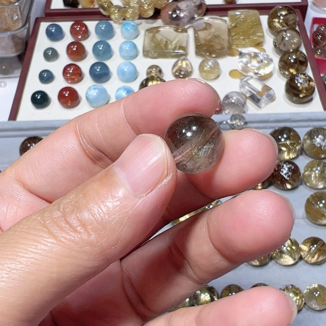 水晶未镶嵌颈饰天然水晶